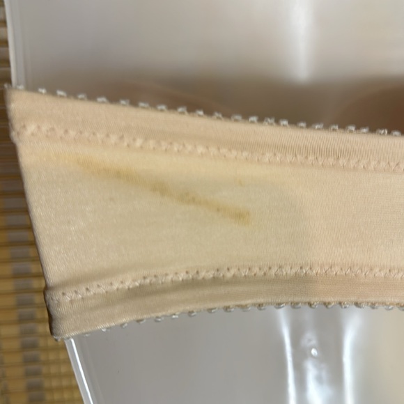 Maidenform Pretty Shapely Cream Strapless Underwire Bra Vintage 1970s 34C - Picture 8 of 16